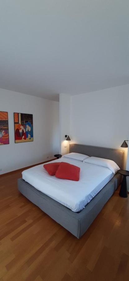 Iseolakerental - Vacanza Romantica Riva di Solto Luaran gambar