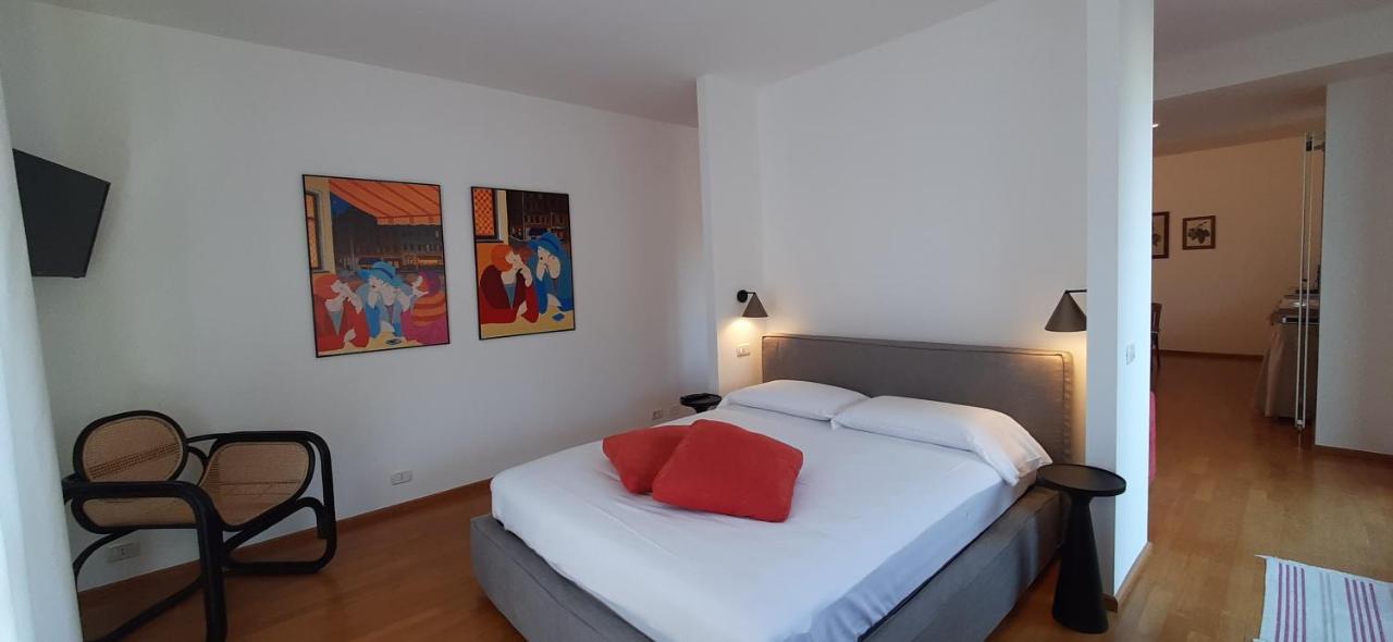 Iseolakerental - Vacanza Romantica Riva di Solto Luaran gambar